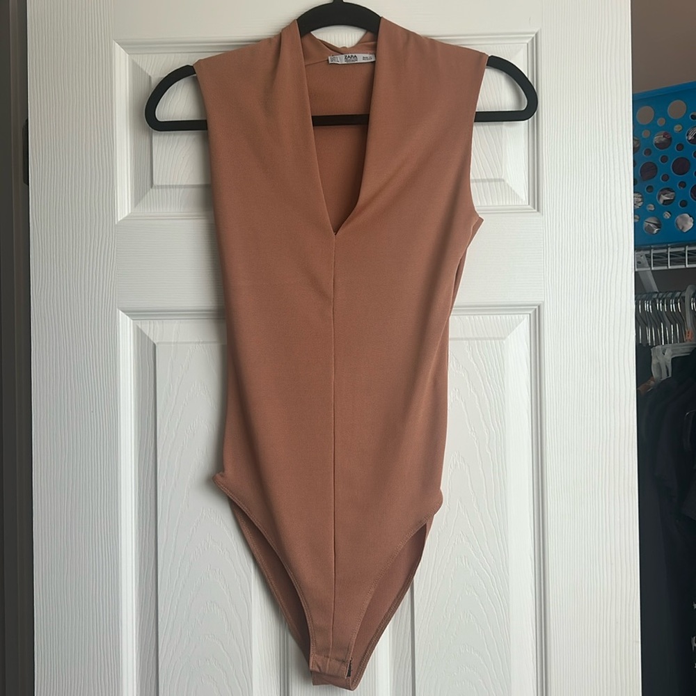 Zara Sleeveless V-Neck One-Piece Bodysuit in Rust